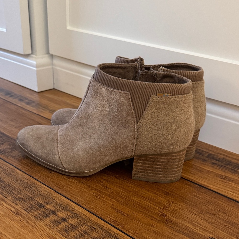 TOMS booties